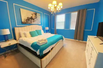 Image de Happy Villa 12br 11. 5ba Sleep 26 Pool Bbq 2480