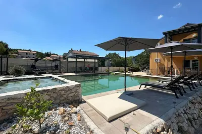 Image de Superbe appartement à Krsan avec WiFi