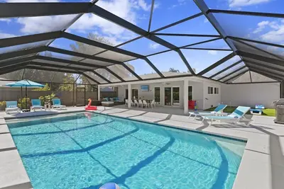 Image de Amazing Heated Pool + Mini-Golf, 9 min to Img