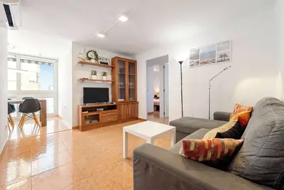 Image de Appartement 'Central Modern 3bdr' avec Wi-Fi et climatisation