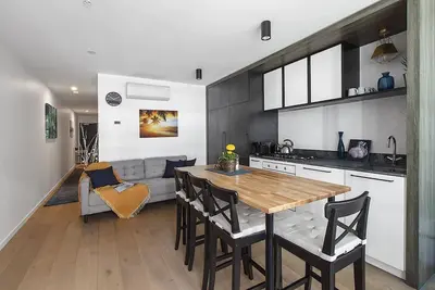 Image de Central Simplicity Modern Inner city Living