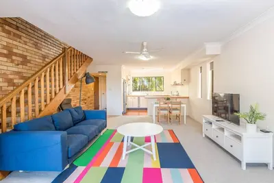 Image de The Hidden Flower A Spacious Poolside Abode