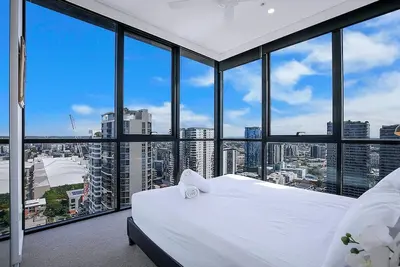Image de Soaring Skyline on Southside at Resort Style Stay