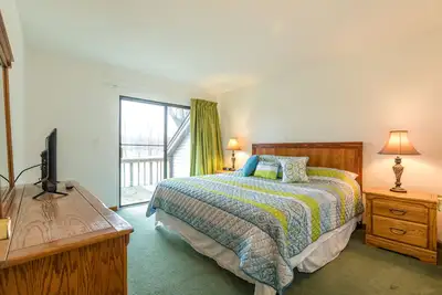 Image de 2 Bedroom Condo in Lakeside Resort Community (1 King & 2 Queen Beds)