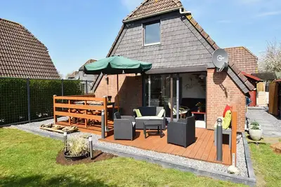 Image de Maison avec bain à remous au lac de Grevelingen