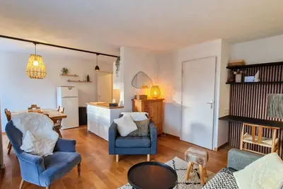 Image de Appartement lumineux · Centre station · 6 pers · Balcon · Wi-Fi