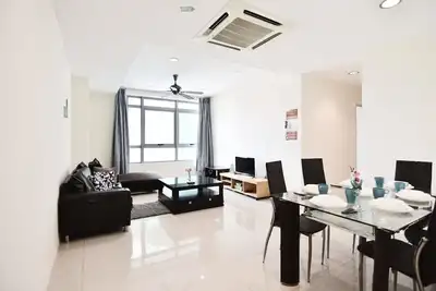 Image de Bright 3br Apt Free Parking Near Lalaport Klcc