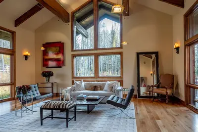 Canyon Run Home - Luxurious Mountain Home