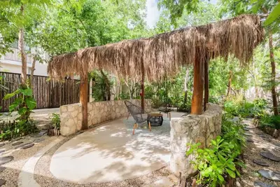 Image de Großzügiges 3 Zimmer Apartment La Veleta Tulum - Erholung pur mit Großem Pool