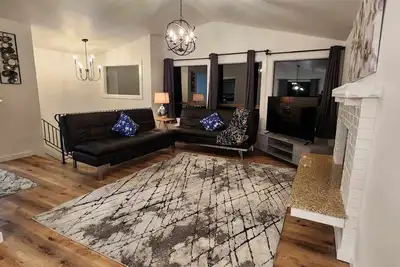 Image de Kent Upper Floor! No pets, Severe Allergies