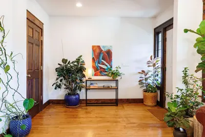 Image de Leafy Hideaway minutes to downtown Milwaukee