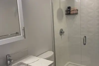 Image de Luxury Living, Little Italy\nFANTASTIC View of the Gatineau Hills and the city