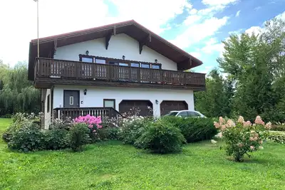 Image de Perfect family Swiss style chalet, walk to Bruce Trail and top of Blue Mountain