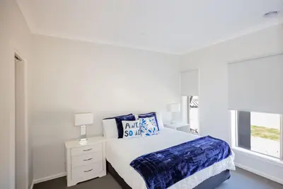 Image de Cosy, Adorable Brand-New House