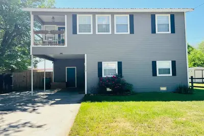 Image de Relax, Recharge, and Remote at the River Bend, outdoor space and lake views.