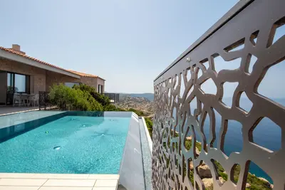 A Domus of frescha construction, designed down to the smallest detail. Breathe in the sea.