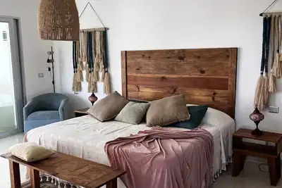 Image de Stunning Hippie Chic Beachfront Apartment