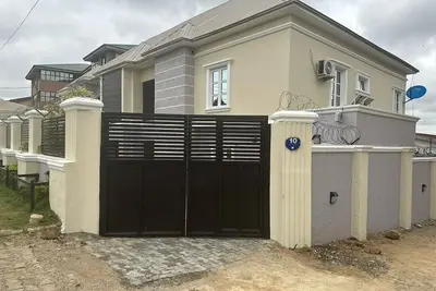 Image de close to the Market, banks and the Central, provision of Modern amenities,