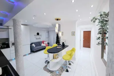 Image de Luxury 2 bed garden flat near Paddington!