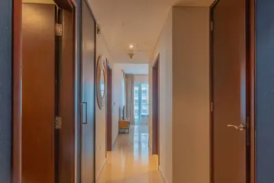 Image de Bellavista - 2br - Partial Fountain View - Bv 09-9