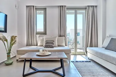 Paros Gem - Opal Apartment with balcony