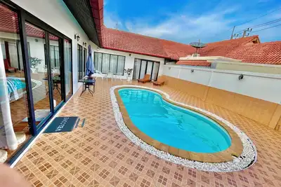 Image de Spacieuse Et Agreable Villa Avec Piscine Privee