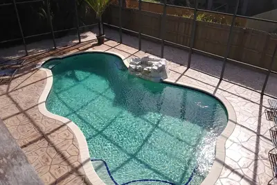 Image de Coastal Paradise w/ heated pool, private, clean and comfy, centrally located