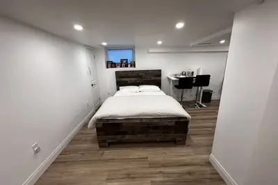 Image de \nPvt Studio near Fairway Mall & Waterloo Airport. Downtown in few minutes