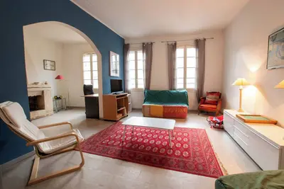 Image de Major - spacieux appart de 120m² au pied des remparts