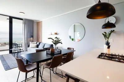 Image de Tyne Penthouse | 180 Degree Ocean Views | Inverter