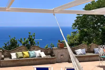 Nira - Smart & Luxury Home