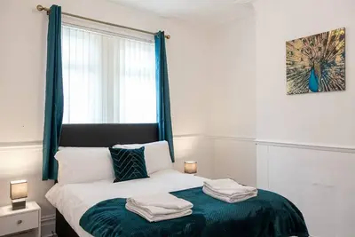 Image de Stay Comfortable-City Centre-Spacious 4 Bed House!