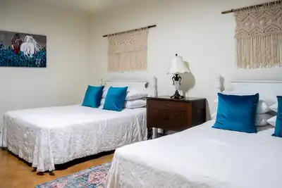 Image de Suite #8: \"Where You Need To Be\"- 10min to Round Top, middle of Austin & Houston