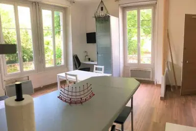 Image de Le Coeur, Studio central refait à neuf, au calme