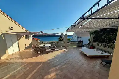 Image de Apartments Frankić-appartment 5, 30 M vom Meer, bootsliegeplätze, gemeinschaftsraum