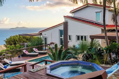 Image de Luxury 5 Bedroom Villa with Pool, Hot Tub, Ocean Views