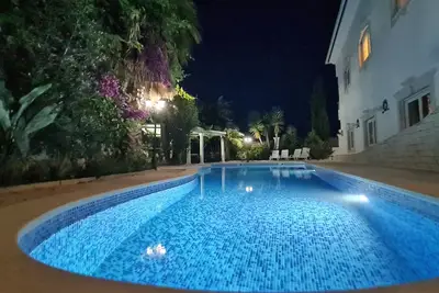 Image de 3 Rooms Penthouse at Luxury Villa 5☆( 6-8 Guests) by Silver Village Residence