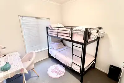 Image de Warm house in good Locations fully furnished min stay 30nights