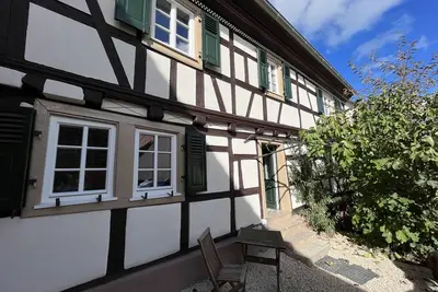 Image de Denkmalgeschütztes Fachwerkhaus am Pfälzer Wald