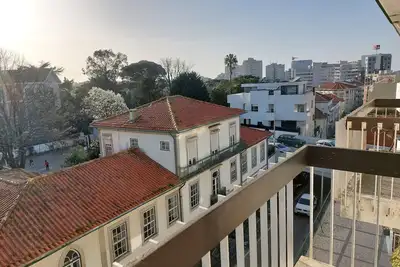 Image de Spacious apartment with private Parking near Serralves Gardens and the Beach