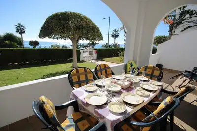 Image de Votre escapade tranquille | Location de vacances idyllique avec vue sur la mer