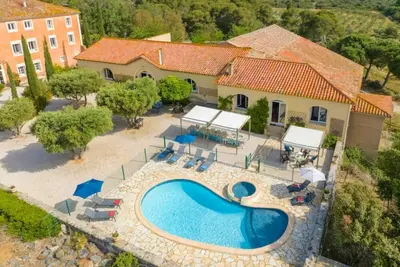 Image de les Flamants grande maison familiale, piscine privée, vue Mer, à Roque -Haute