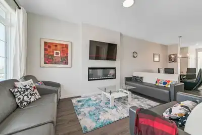 Image de Brand New 4-Bed Room Home