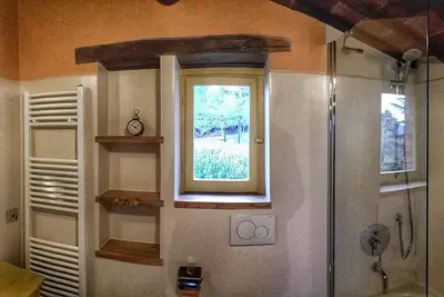 Image de Independent villa with terrace surrounded by olive groves in Tuscany - Podere Argena