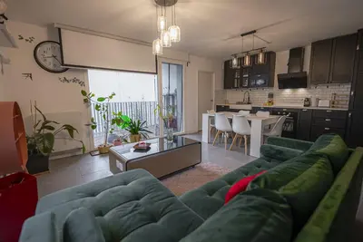 Image de Appartement lumineux près du lac