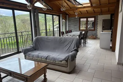 Mondeuse : maison viticole, jardin privé. . . 4 pers.