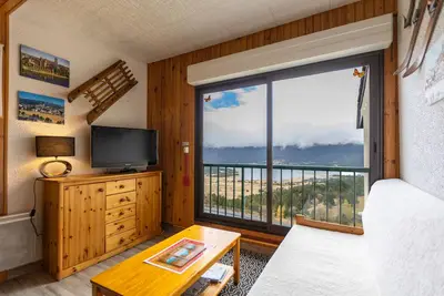 Image de Lac et Montagne - Vue sur le lac de Matemale