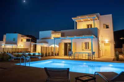 Twin Suns Villa 01 in Dryos - One bedroom villa with a private pool -