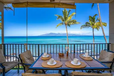 Image de Noelani #306 is Maui living at its finest.