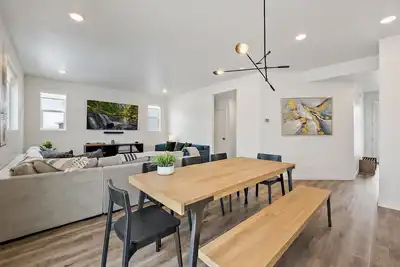 Image de Stylish New Build with Hot tub